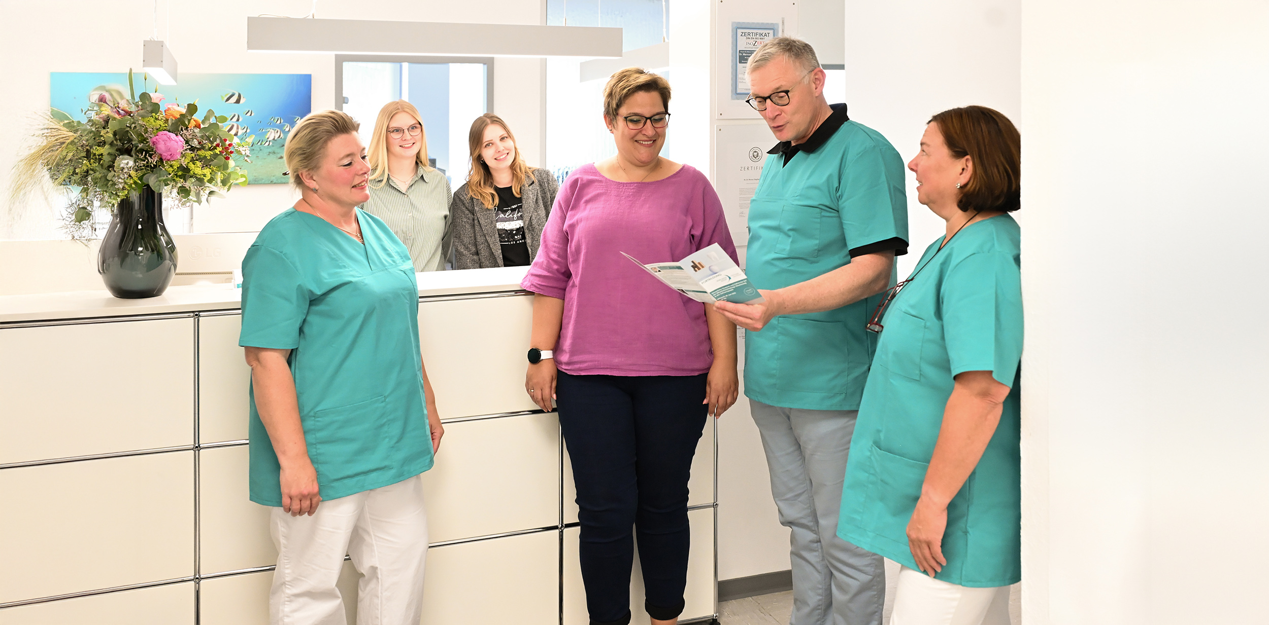 Zahnimplantat als knstliche Zahnwurzel  Mund-, Kiefer- und  Gesichtschirurgie - Dr. Dr. Marcus Kriwalsky - Iserlohn